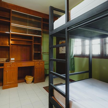 The Aree Hat Yai Hostel Экстерьер фото