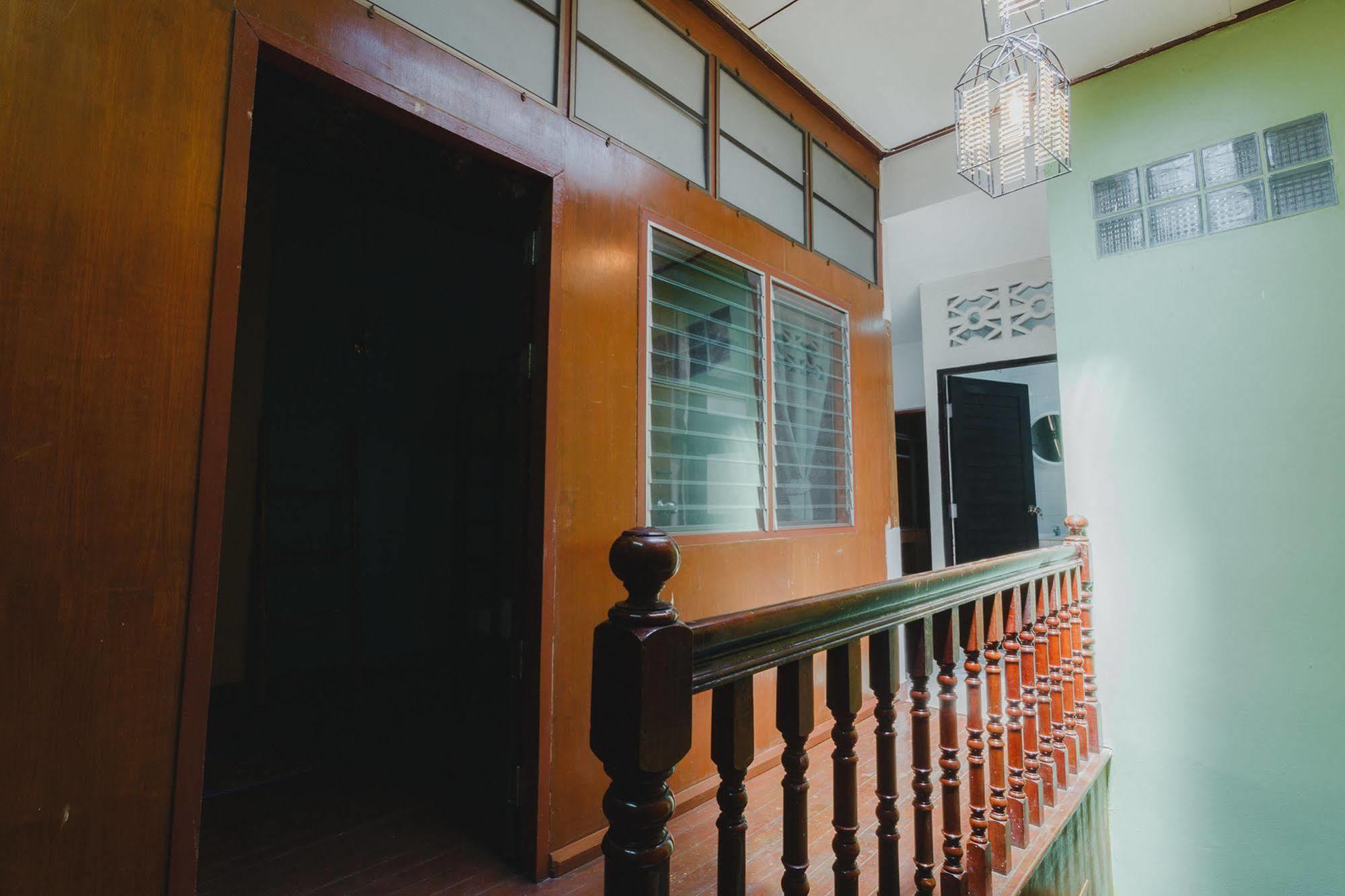 The Aree Hat Yai Hostel Экстерьер фото